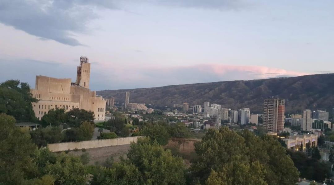 Fantaflat Old Tbilisi Apartment Zewnętrze zdjęcie