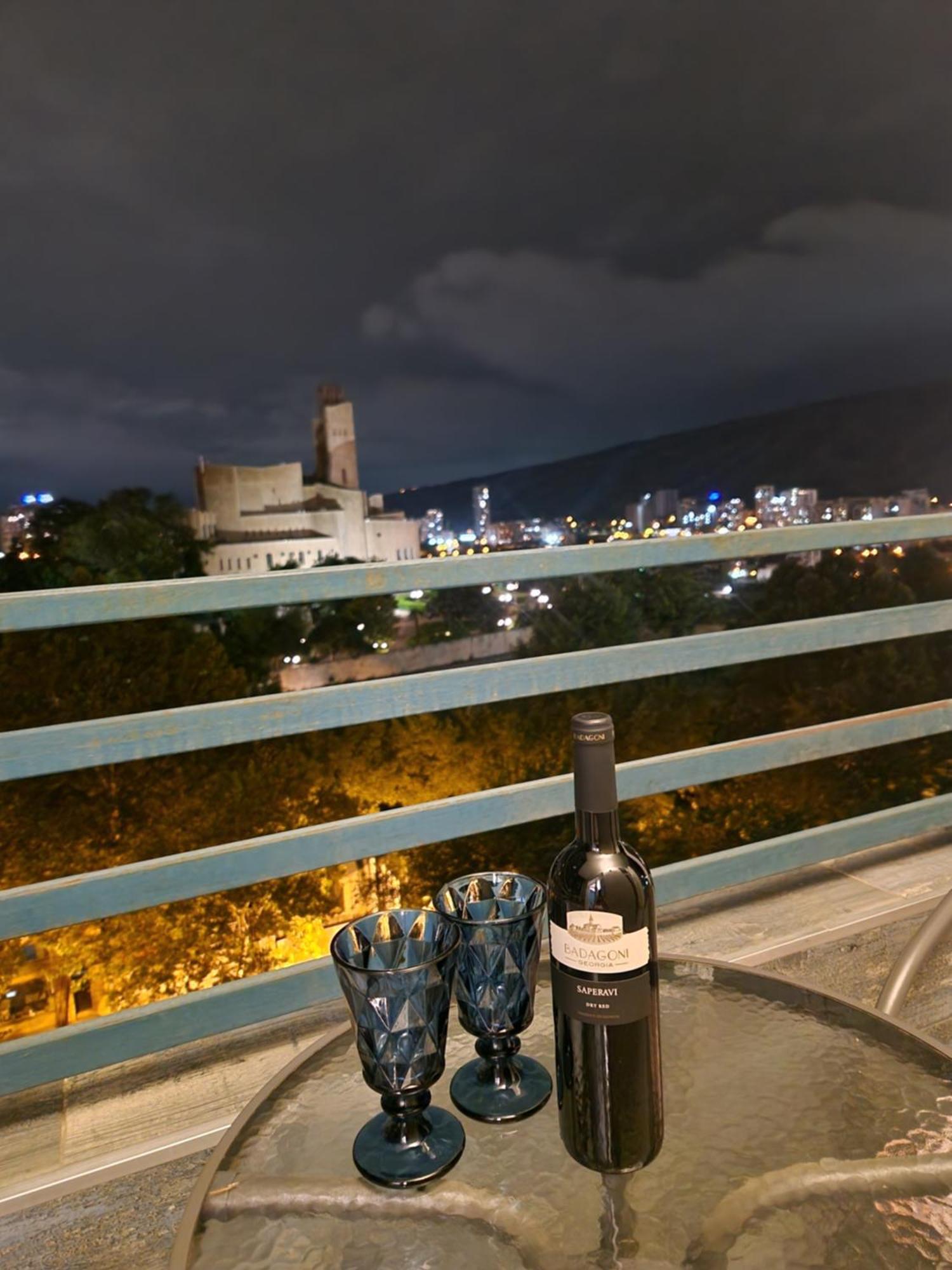 Fantaflat Old Tbilisi Apartment Zewnętrze zdjęcie
