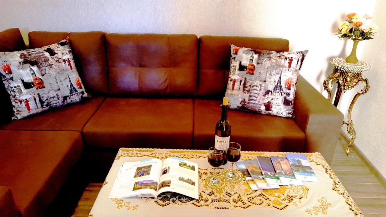 Fantaflat Old Tbilisi Apartment Zewnętrze zdjęcie