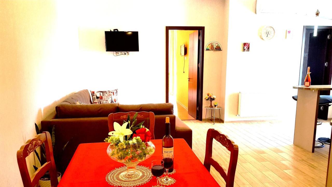 Fantaflat Old Tbilisi Apartment Zewnętrze zdjęcie